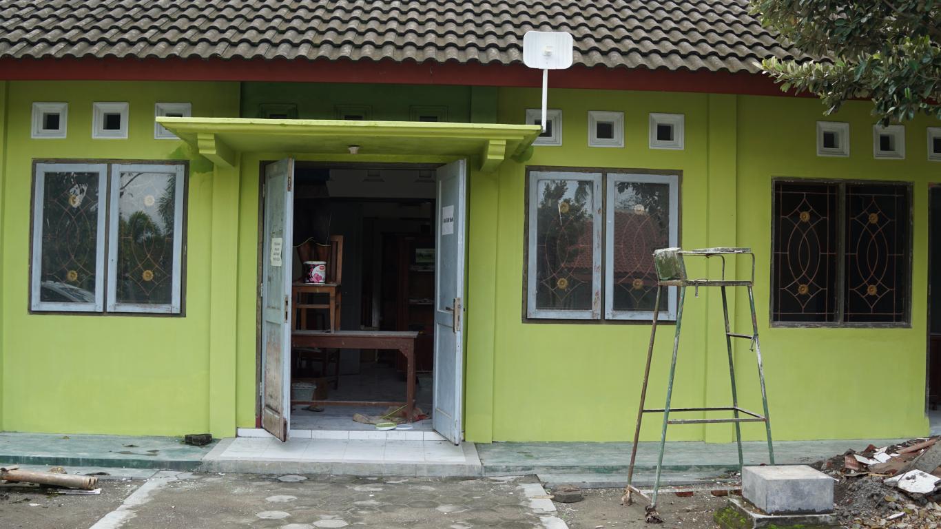 Renovasi Gedung LKD Desa Pleret
